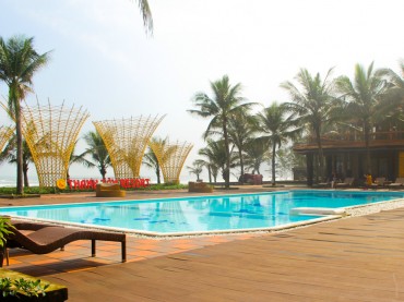 Resort Pool 1